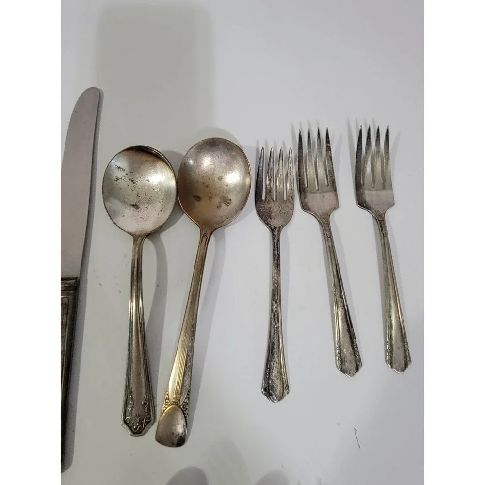 Vintage Silverware Lot for Craft Use 25 pc Stainless Silver Plate Various Brands